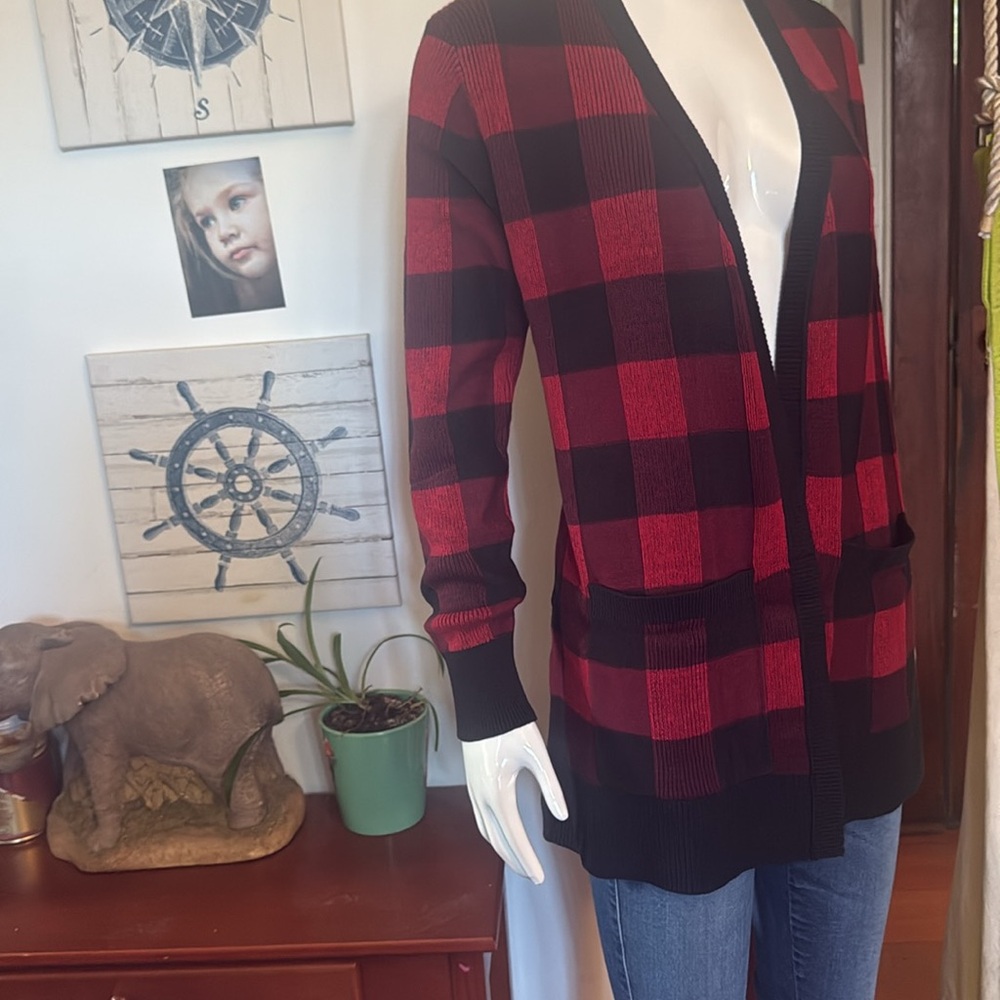NWT Eddie Bauer size small Plaid Open-Front Cardigan Sweater - Red and Black